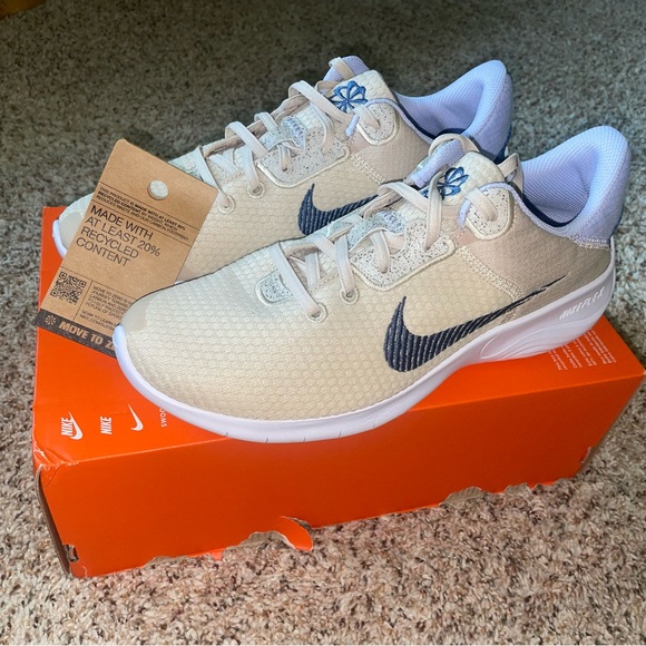 Nike Shoes - Nike Flex Experience RN 11 in Sanddrift, Blue, Purple, and White NWT